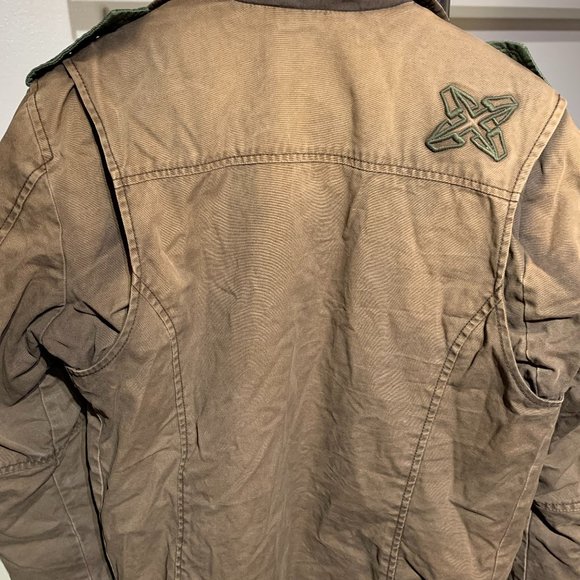 Energie winter jacket - Men's Large (but actually fits like US Medium) - Picture 5 of 8